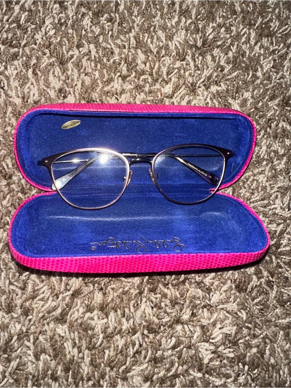 Lilly Pulitzer glasses with case